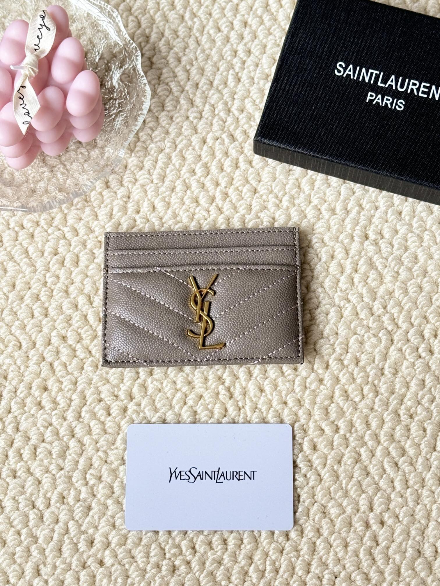 YSL 423291 10.5×7.5×0.5cm 6